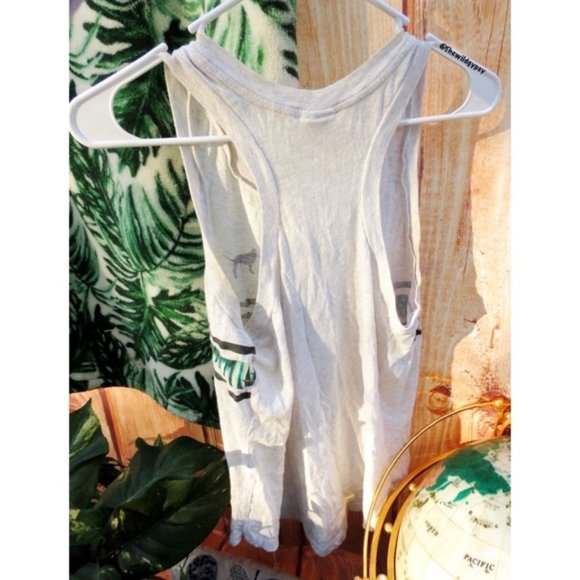 Victoria’s Secret PINK fern print tank top 🌿 - Picture 1 of 5